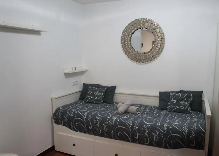 Contempla Centro Historico. Frente Al Arco