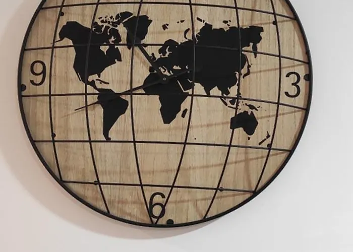 Contempla Centro Historico. Frente Al Arco